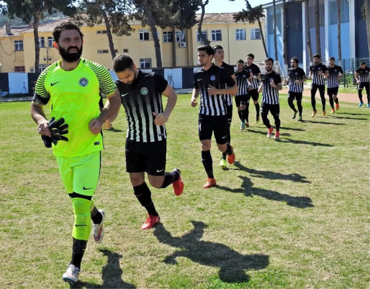 Çeşme Belediyespor, Hem Namağlup Ünvanını Hem de Liderliği Kaybetti