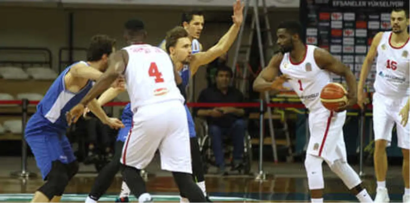 Gaziantep Basketbol: 87 - Demir İnşaat Büyükçekmece: 67