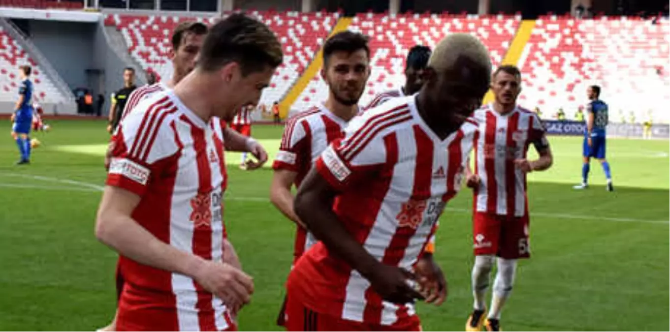 Sivasspor Evinde Kral