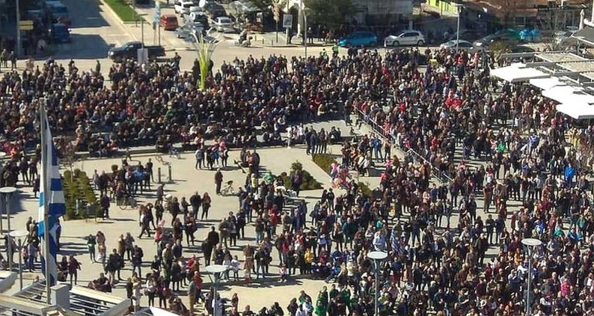 Tutuklu Yunan Askerleri İçin Miting Yaptılar