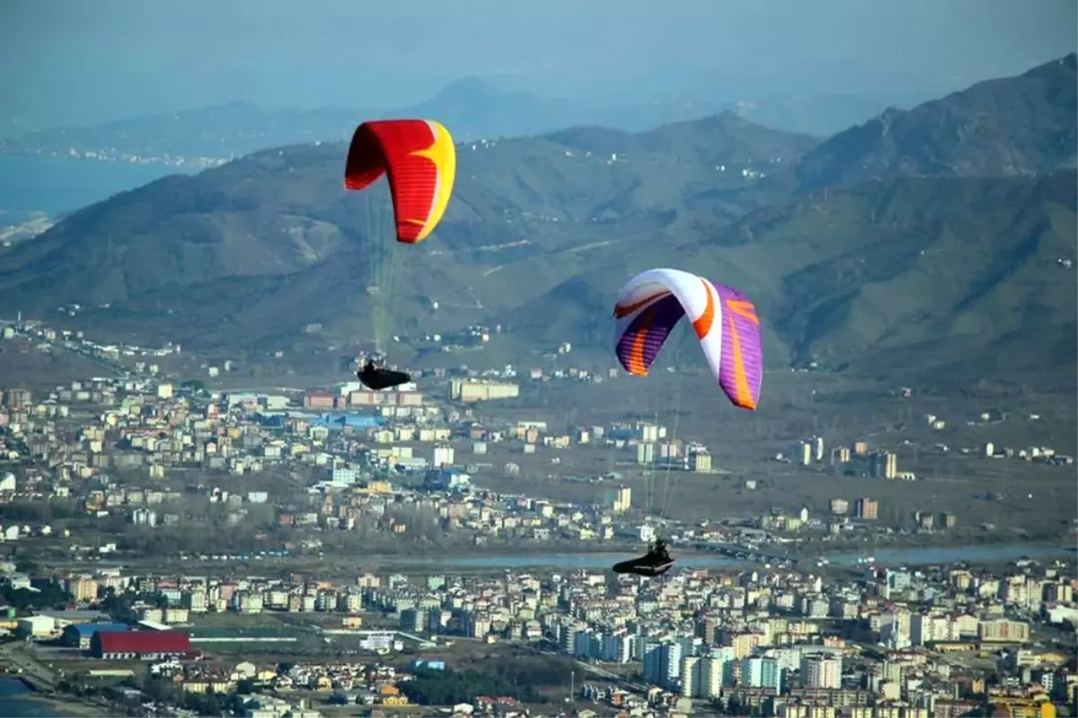 Yamaç Paraşütü Yasağına Milletvekilleri Müdahale Ediyor