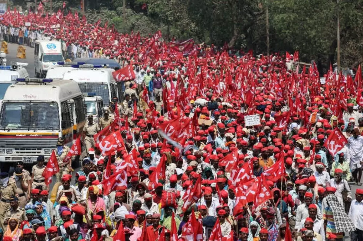 Hintli Çiftçiler Protestoda