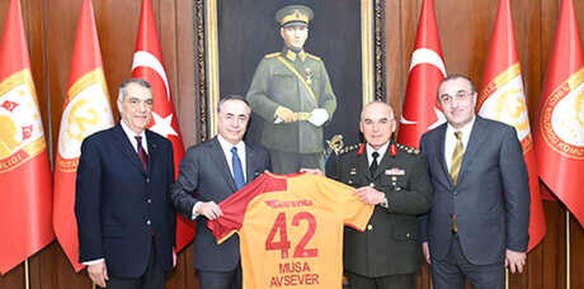 Mustafa Cengiz\'den 1. Ordu Komutanı Orgeneral Avsever\'e Ziyaret
