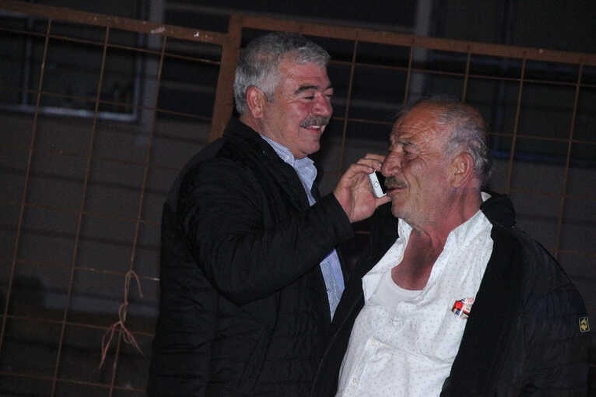 Otomobilden Havaya Ateş Eden Şahıslar Kovalamaca Sonucu Yakalandı
