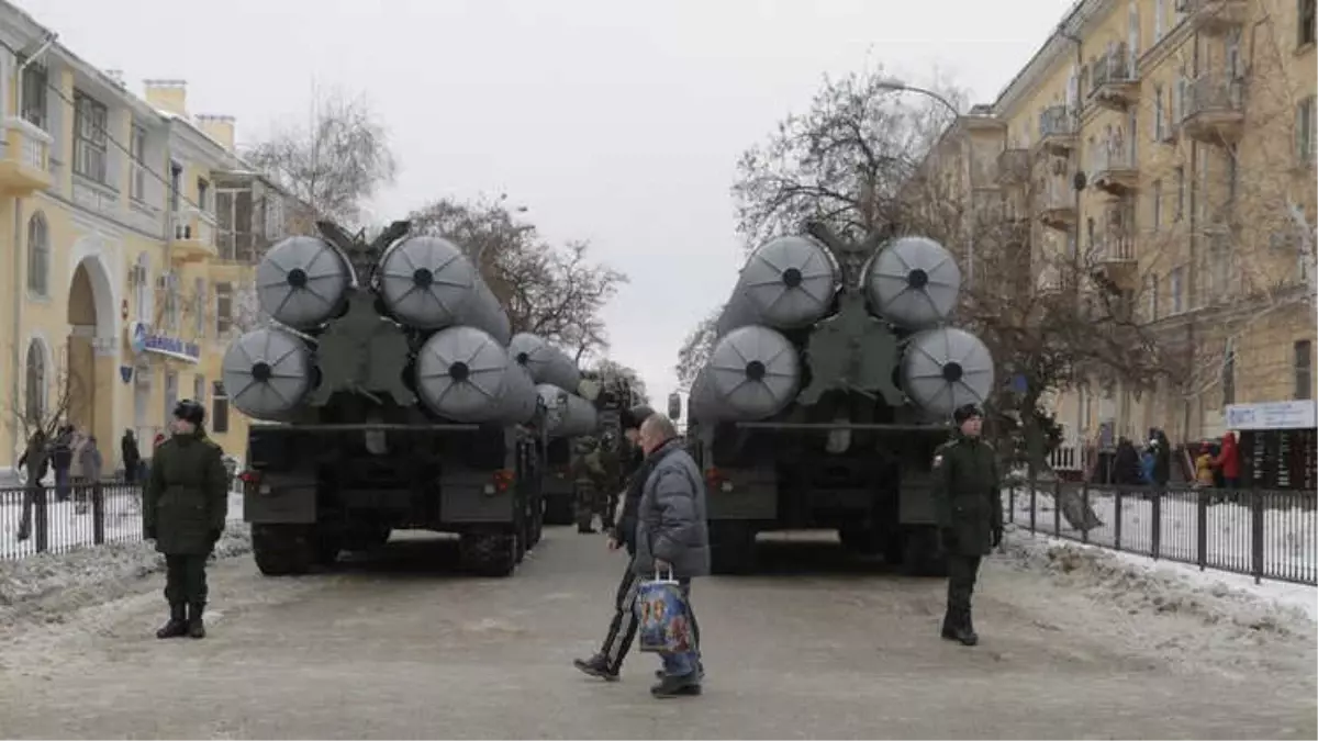 Rusya: S-400 Füze Savunma Sistemini Türkiye\'ye 2020 Başında Teslim Edeceğiz