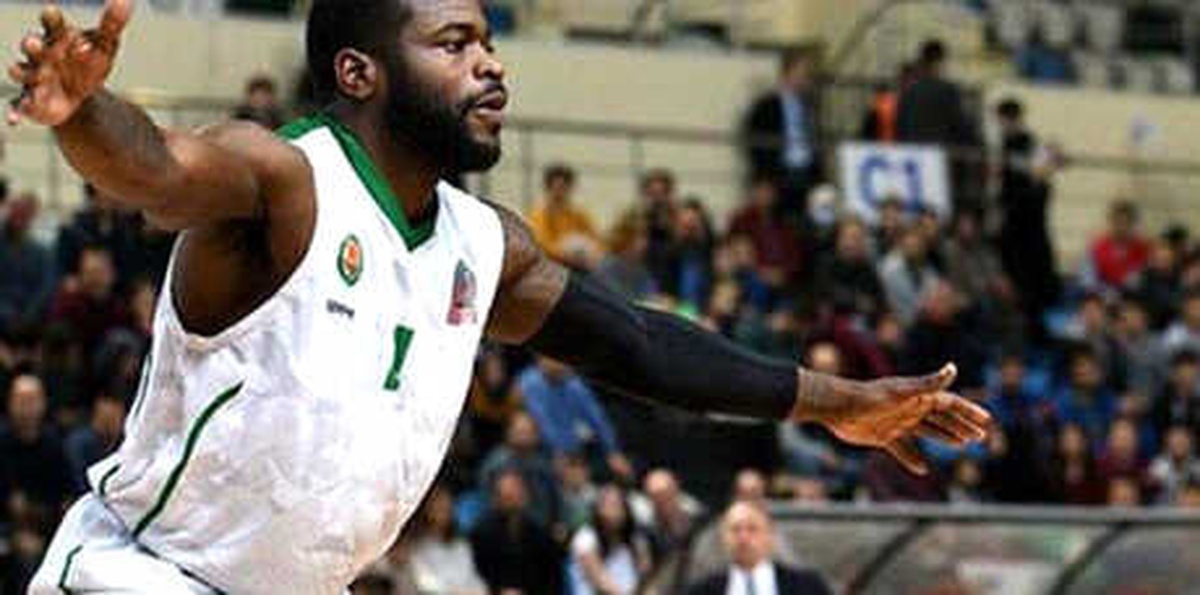 Yeşilgiresun Belediyespor\'da Bynum ile Yollar Ayrıldı