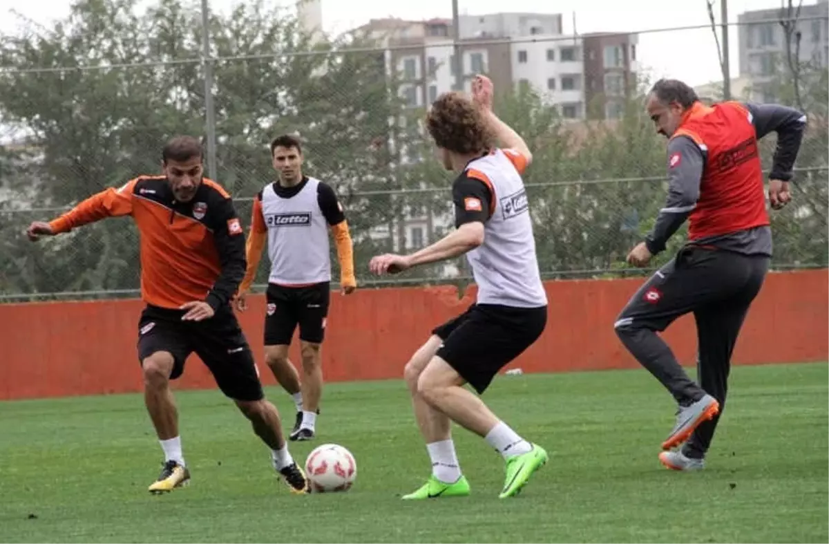 Adanaspor, Çaykur Rizespor Maçı Hazırlıklarına Başladı