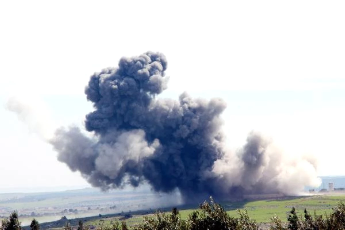 Afrin\'de Teröristlerin Kulesi Savaş Uçaklarıyla Böyle İmha Edildi