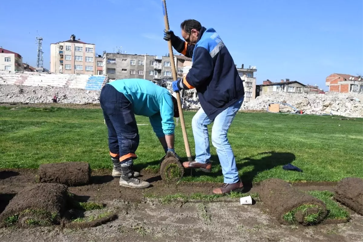 Avni Aker Stadı\'nın Çimleri Ekopark\'ta Yaşayacak