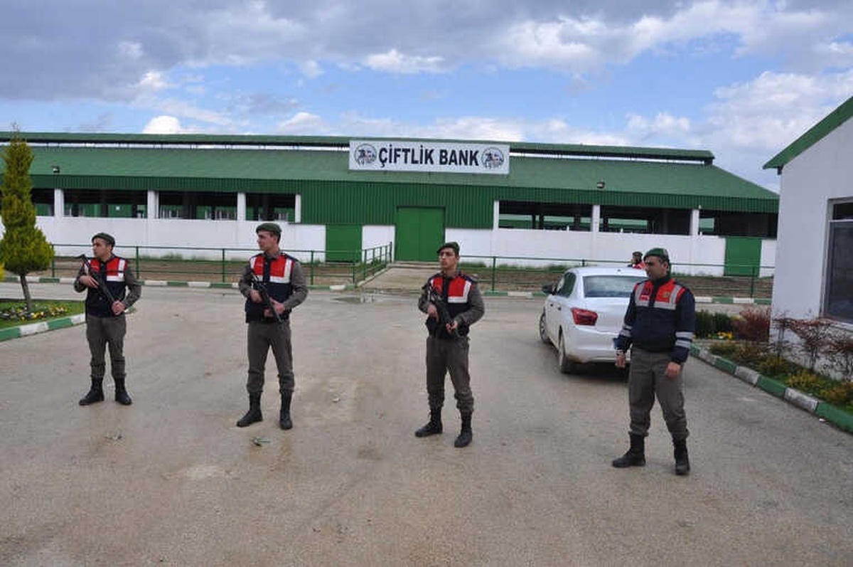 Çiftlik Bank\'taki Güvenlik Tedbirleri Artırıldı