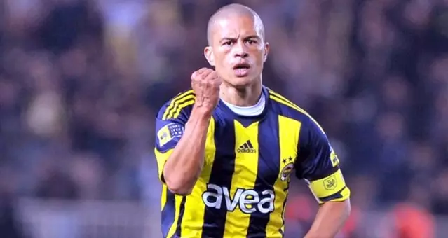 Fenerbahçeli Alex de Souza, Uzun Süre Sonra İstanbul'a ...