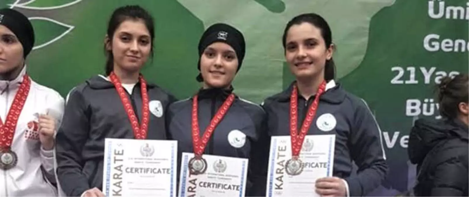Gaziosmanpaşalı Sporculardan Karatede Büyük Başarı