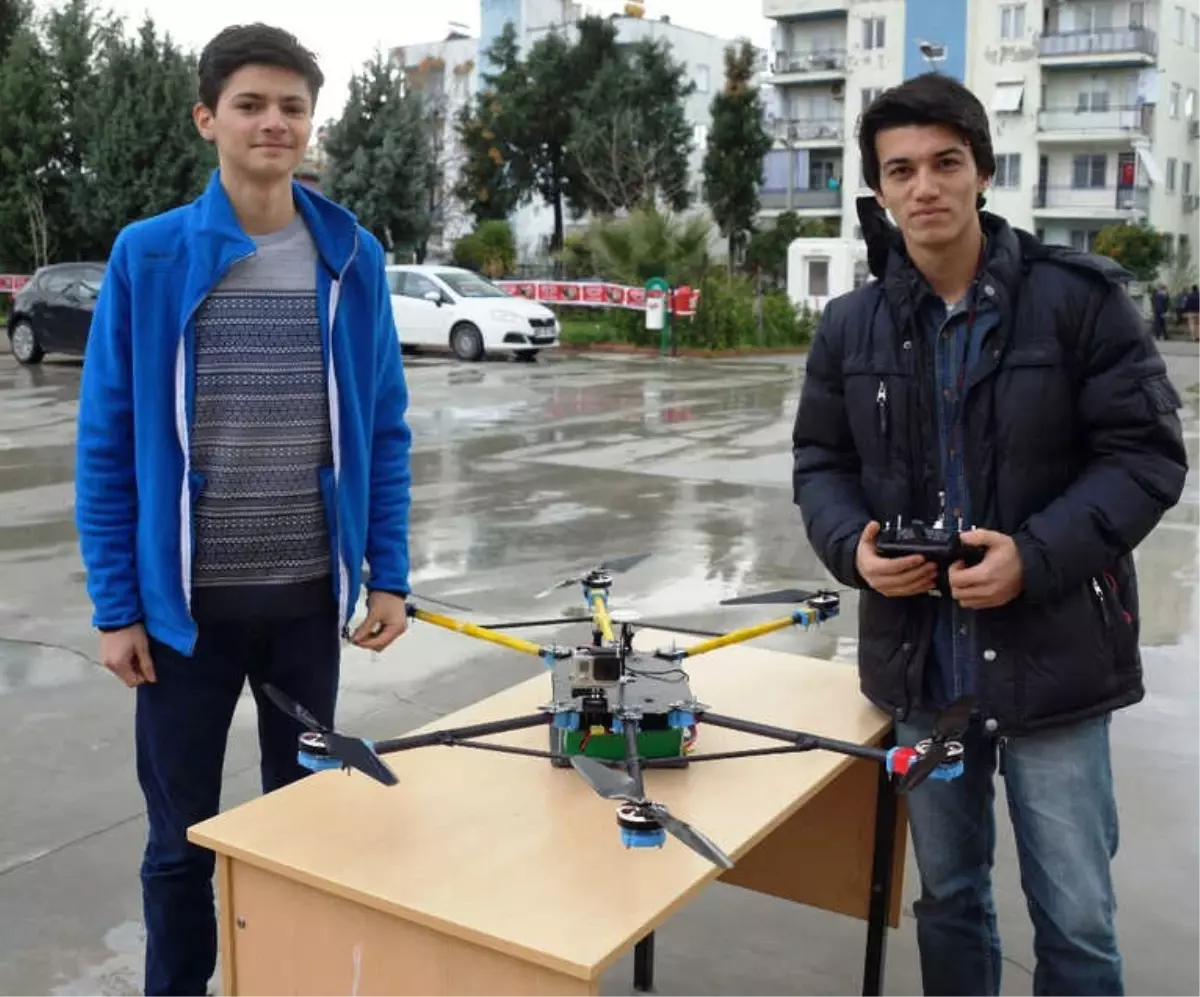 Genç Mucitler Kendi Drone\'nunu Yaptı