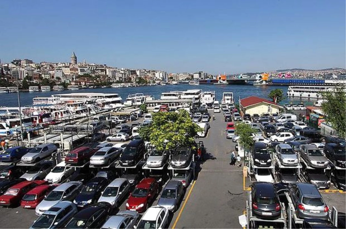 İBB Meclisi\'nde "Otoparklar 1 TL Olsun" Önerisi Reddedildi