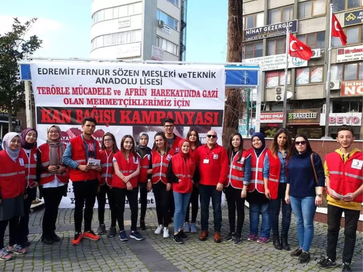 Mehmetçik İçin Kan Bağışında Bulundular