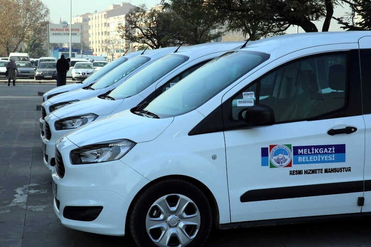 Melikgazi Belediyesi 15 Kamyonet Satın Alacak