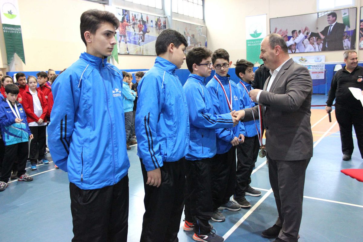 Osmangazi\'de Badminton Heyecanı