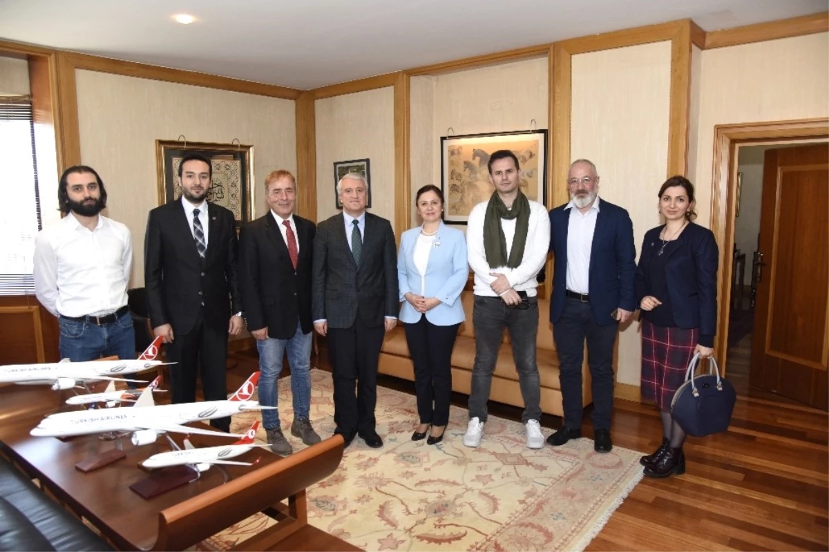 Sağlık Bakanlığı Müsteşar Yardımcısı Kazancı\'dan, Rektör Gündoğan\'a Teşekkür Ziyareti