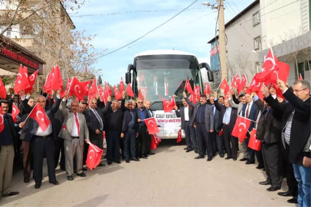 Afrin\'e İnsani Yardım Yolla Çıktı