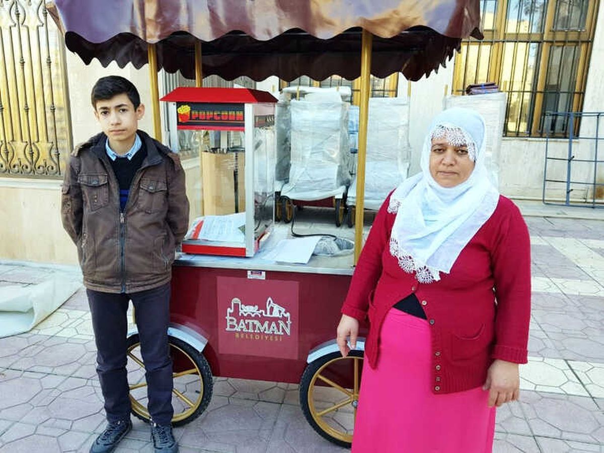 Batman Belediyesi Mısır ve Simit Arabalarını Sahiplerine Teslim Etti