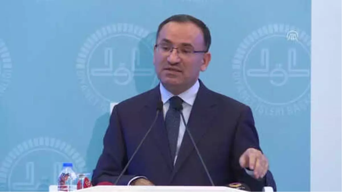 Bozdağ: "İnsanları Kuran\'ın İçindeki Bombalarla Şehit Ediyorlar"