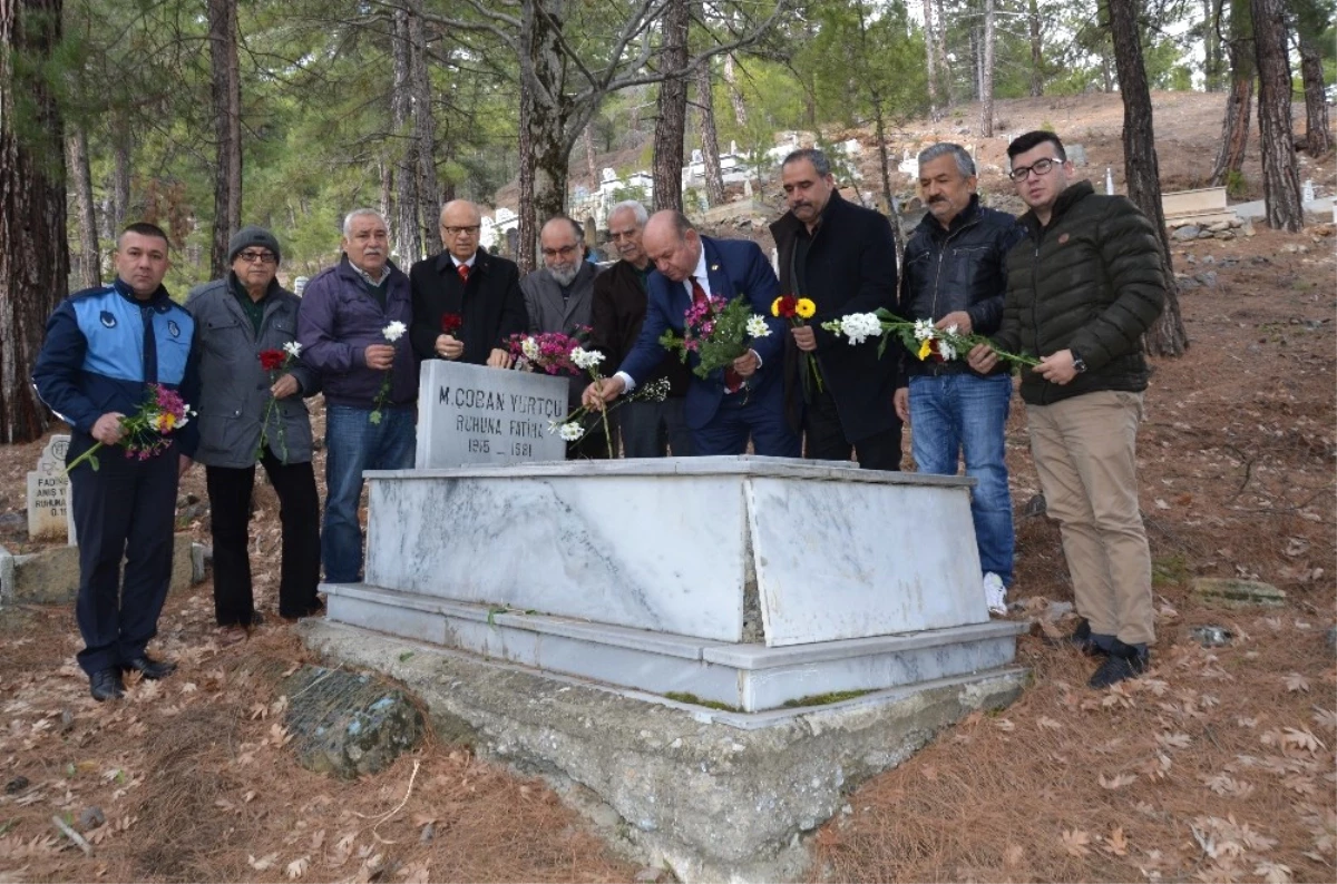 Çgc Kurucu Başkanı Yurtçu, Mezarı Başında Anıldı