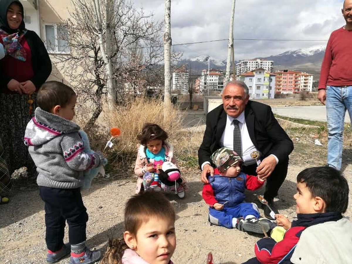 Niğde Belediye Başkanı Özkan Halkla İçiçe