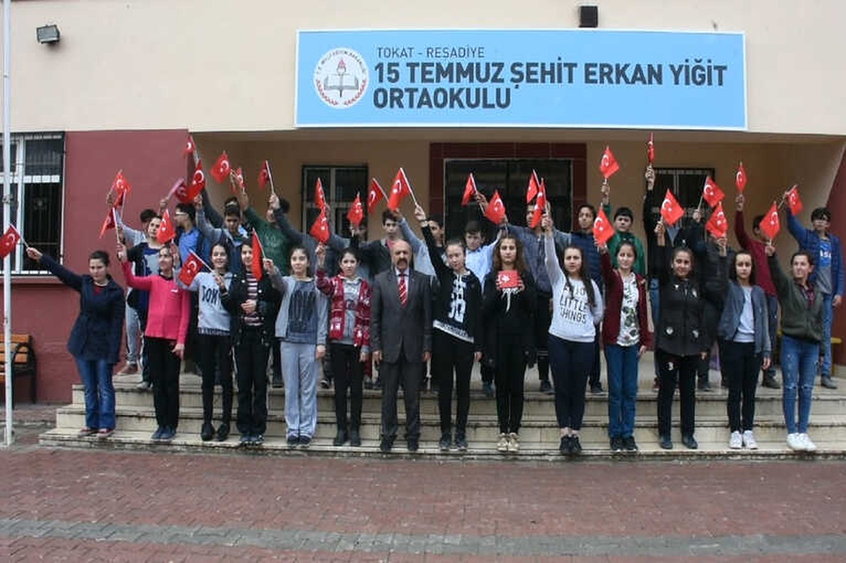 Öğrencilerden Zeytin Dalı Harekâtı\'na Destek