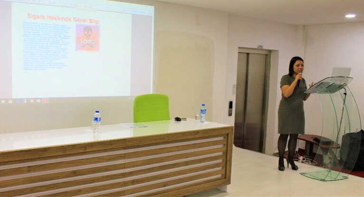 Pekfen\'de Bağımlılık Semineri