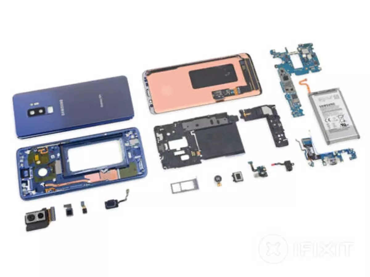 Samsung Galaxy S9 Plus Nasıl Sökülür? İfixit S9 Plus\'ı Parçalara Ayırdı