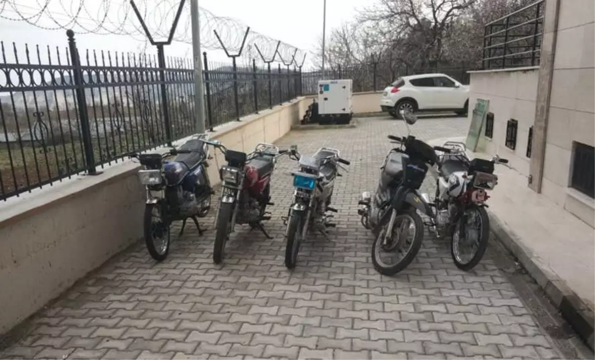 Tut İlçesinde Motosiklet Uygulaması Devam Ediyor