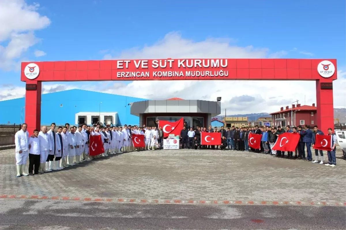 Erzincan Et ve Süt Kurumu Çalışanları İstihkaklarını Mehmetçiğe Uğurladı