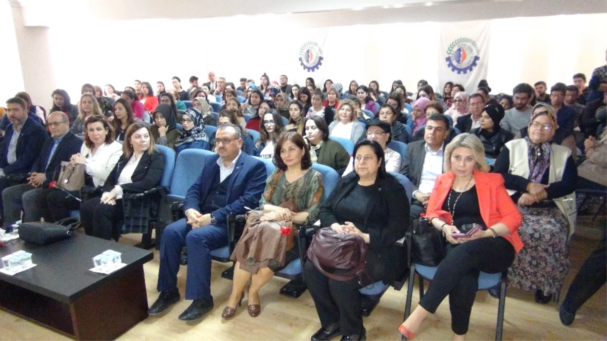 Kadınlara, "İş Hayatında Don Kişot Olmak" Konferansı