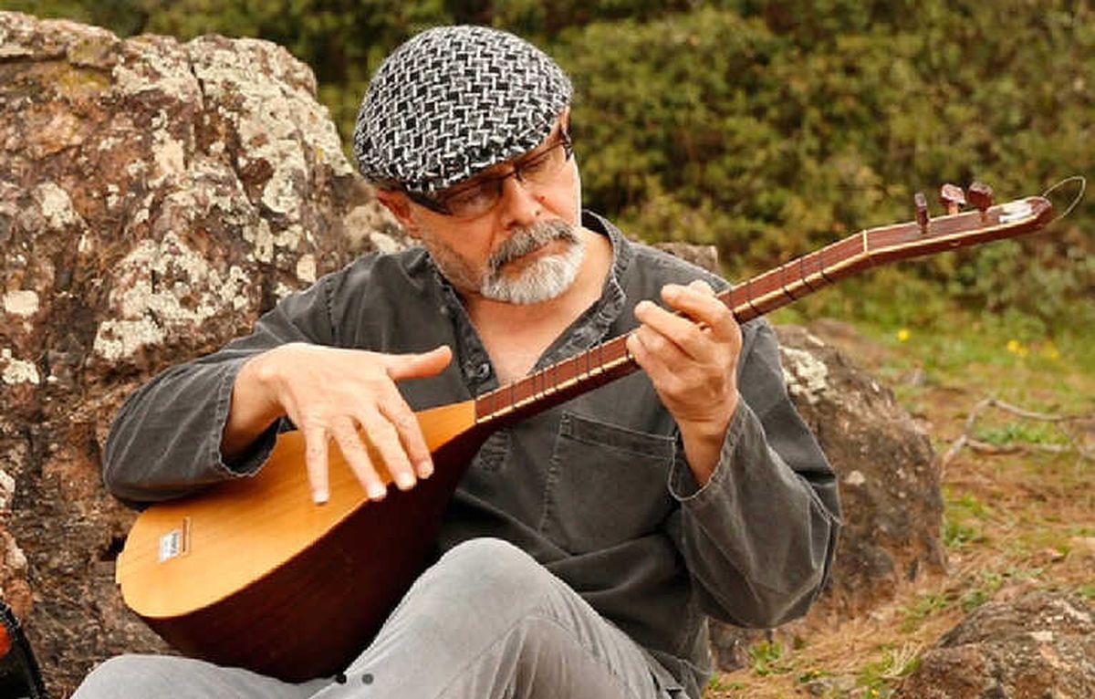 Muratpaşa\'da Aşık Veysel Anılıyor