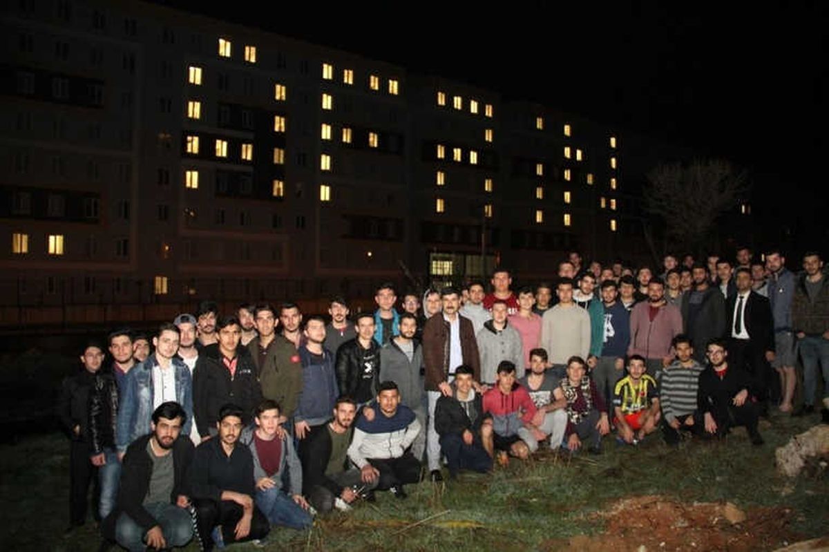Öğrencilerden Afrin Harekatına Işıklı Destek