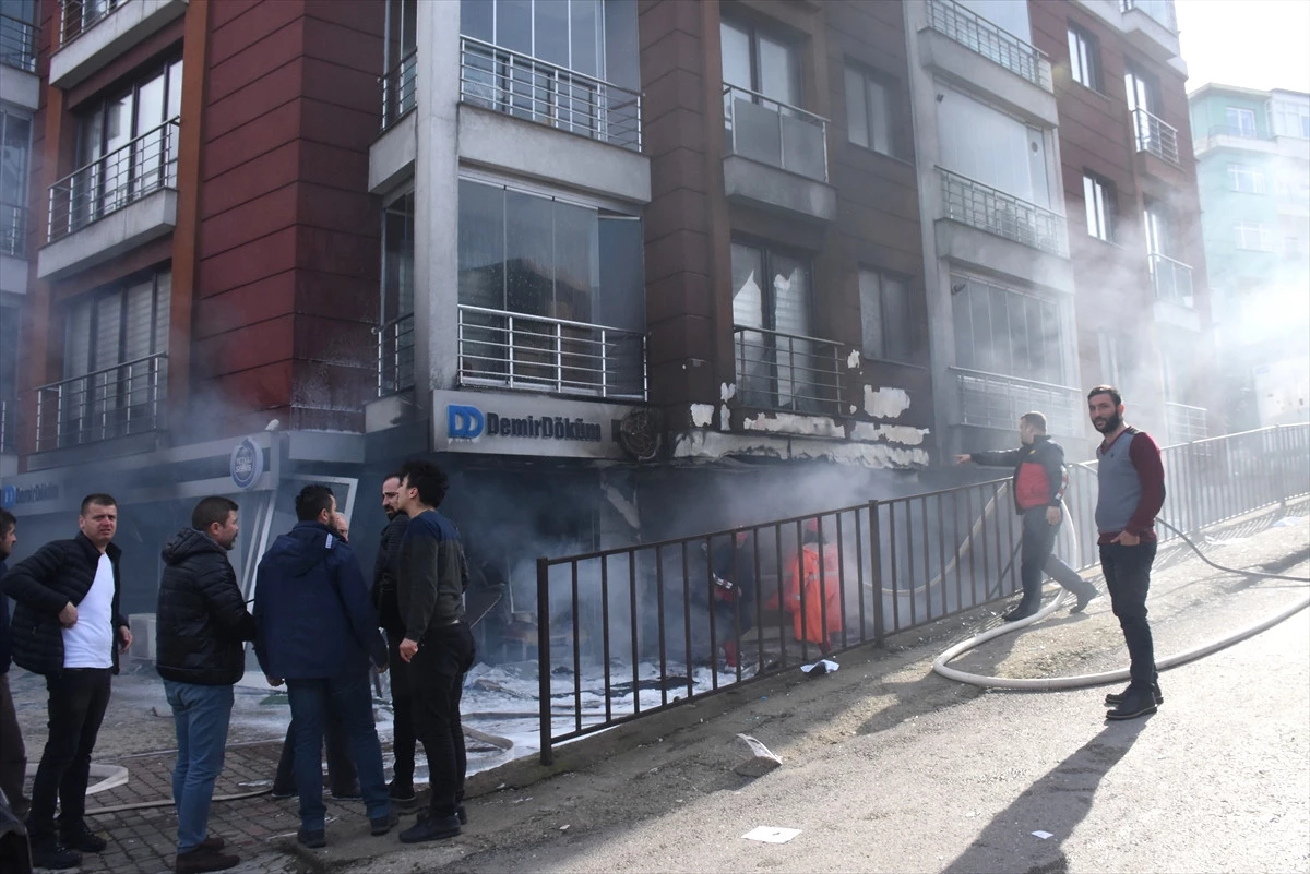 Zonguldak\'ta İş Yerinde Patlama: 2 Yaralı