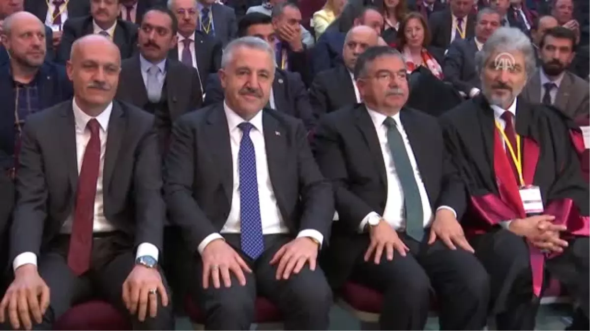 Bakan Arslan: "Bu Sene Sonunda Gebze\'den Halkalı\'ya Marmaray Araçlarıyla 77 Kilometreyi Kesintisiz...