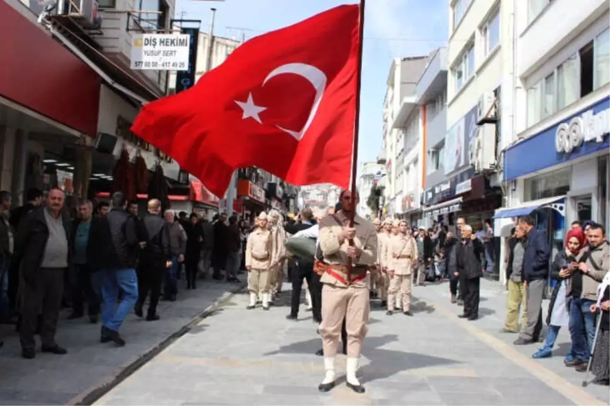 Çanakkale\'de Destan Yazan Onbeşliler Ağıtlarla Anıldı