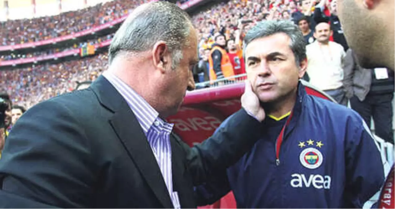 Fatih Terim\'in Aykut Kocaman\'a Karşı Üstünlüğü Bulunuyor