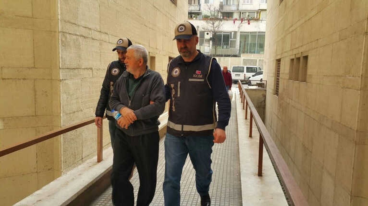 Fetö\'nün Firari Yöneticisi Yakalandı