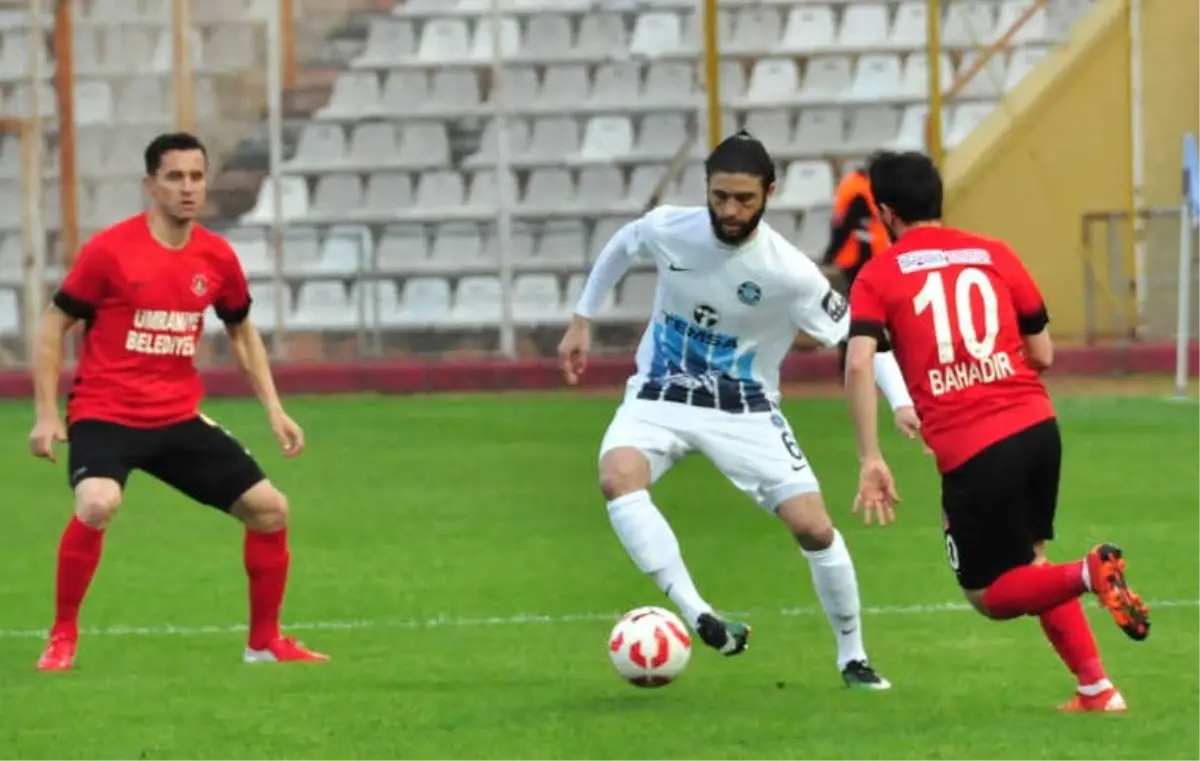 Spor Toto 1. Lig: Adana Demirspor: 0 - Ümraniyespor: 0 (İlk Yarı)