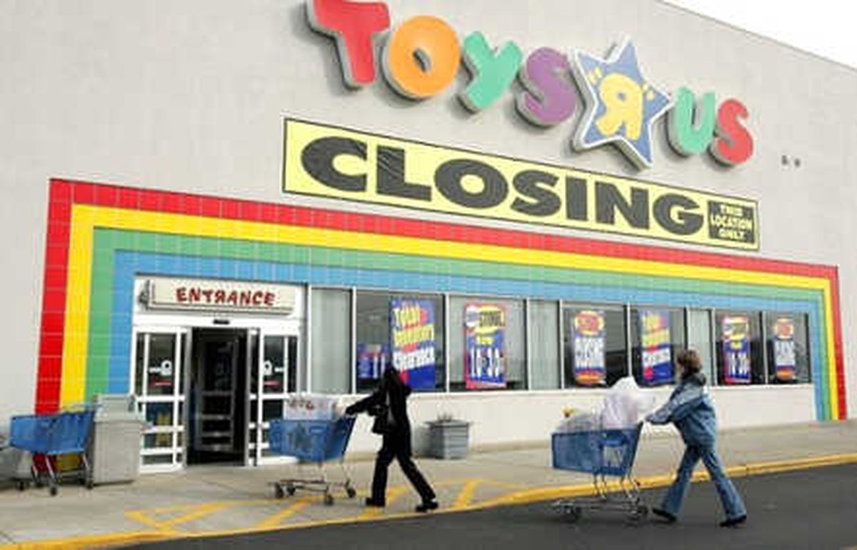 Toys R Us, Asya Birimini Satışa Çıkardı