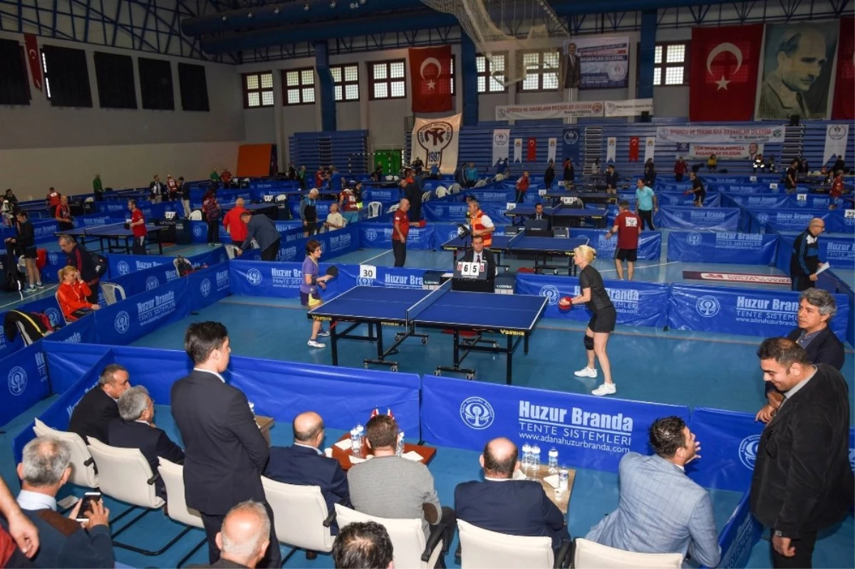 Adana\'da 6. Veteran Masa Tenisi Turnuvası Başladı