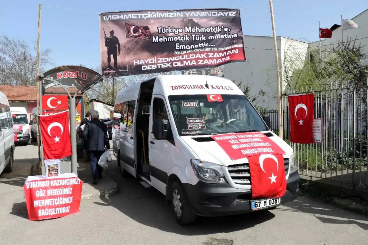 Dolmuş Şoförlerinden Mehmetçiğe Destek