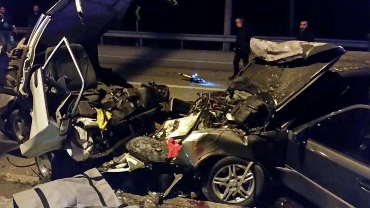 Düzce\'de Trafik Kazası: 2 Ölü, 6 Yaralı