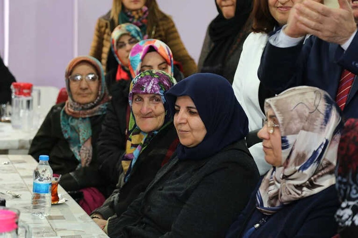 Kağıthane\'de Okuma Yazma Seferberliği