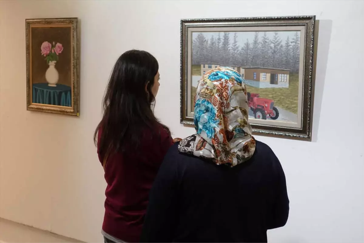 Sergisinin Gelirini Şehit Ailelerine Bağışladı