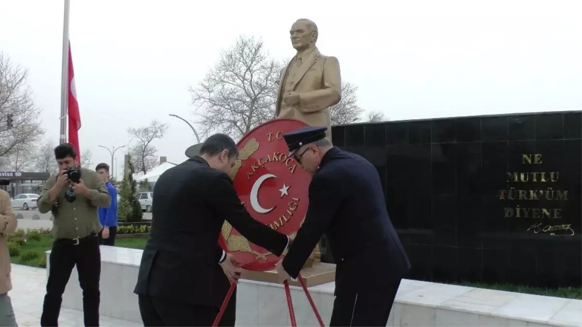 18 Mart Çanakkale Şehitleri Akçakoca\'da Anıldı