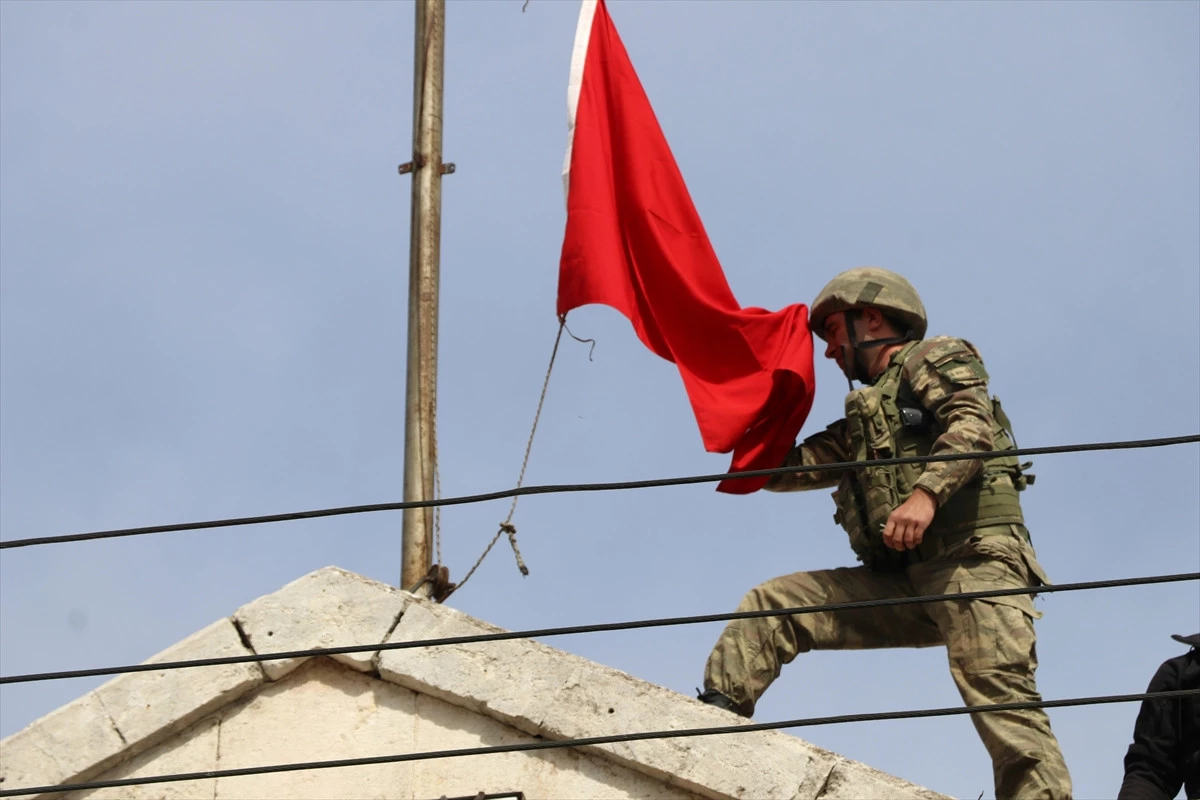 Afrin\'in Alınmasının Ardından "Bundan Sonraki Hedef Neresi?" Sorusuna Mehmetçik\'ten Yanıt