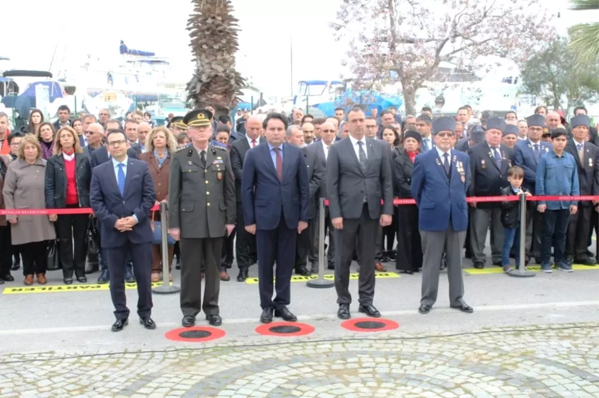 Ayvalık\'ta Çanakkale Zaferi Buruk Bir Coşkuyla Kutlandı